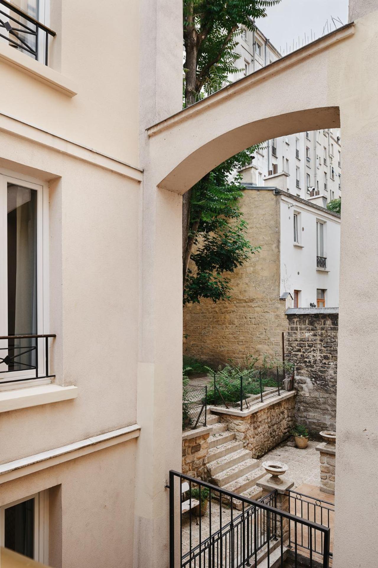 Edgar Suites Montmartre - Paul Albert Paris Exterior foto